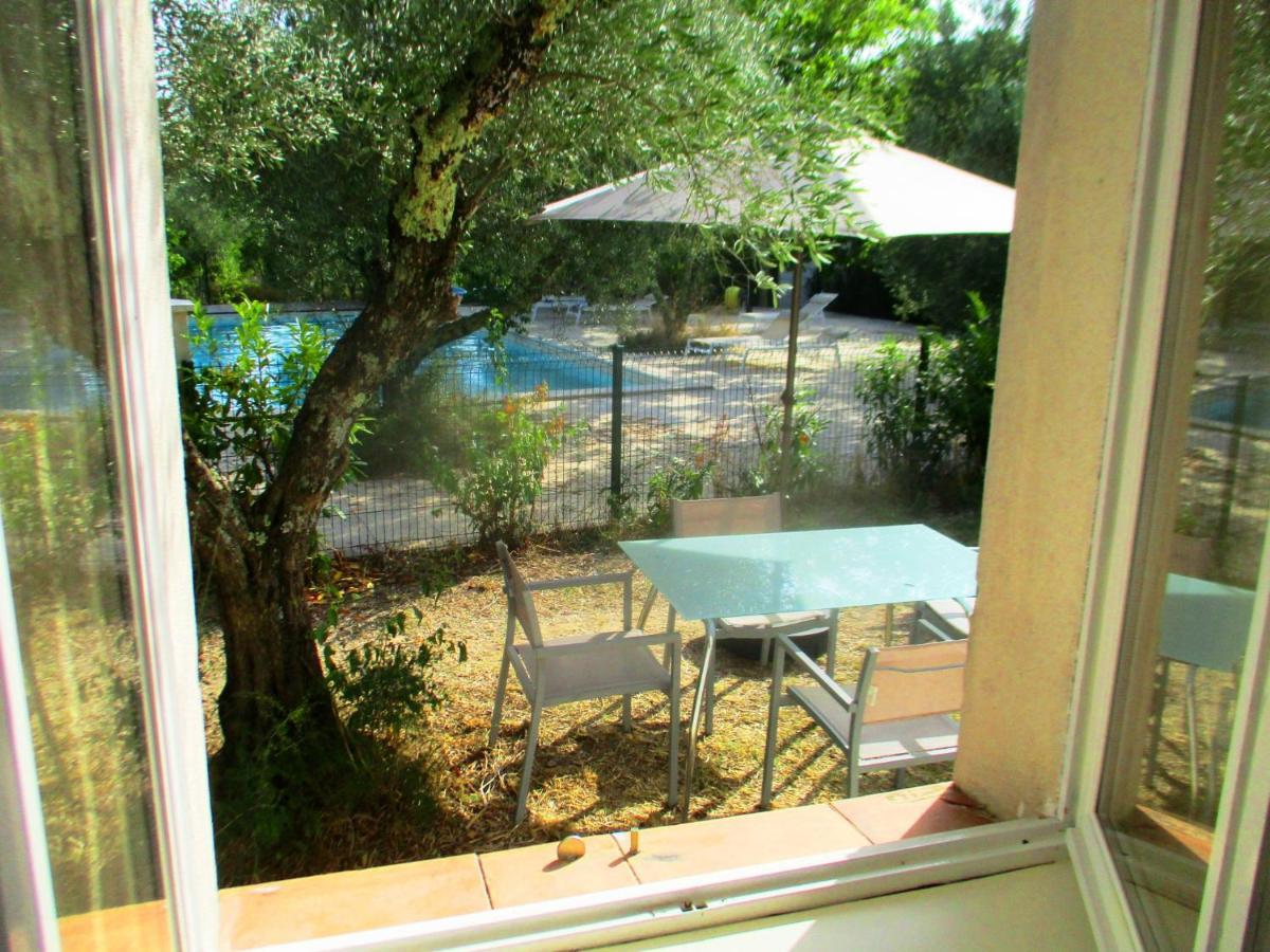 Le Mas Des Lilas Uzès Exterior foto